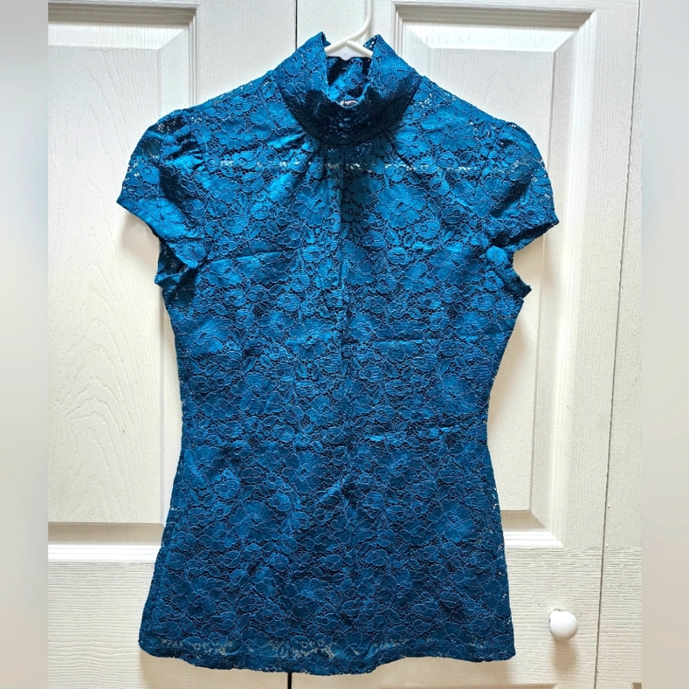 Express Teal Lace Short Sleeve Turtle Neck Size Small
